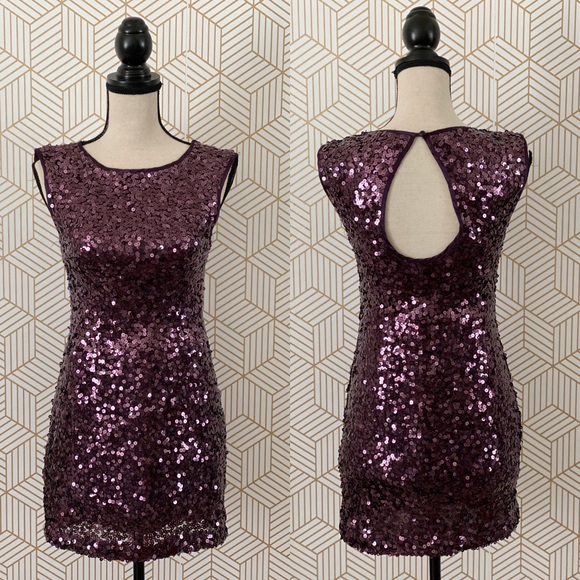 ❌SOLD❌ FOREVER 21 Sparkly Plum Sequined Bodycon - Picture 1 of 5